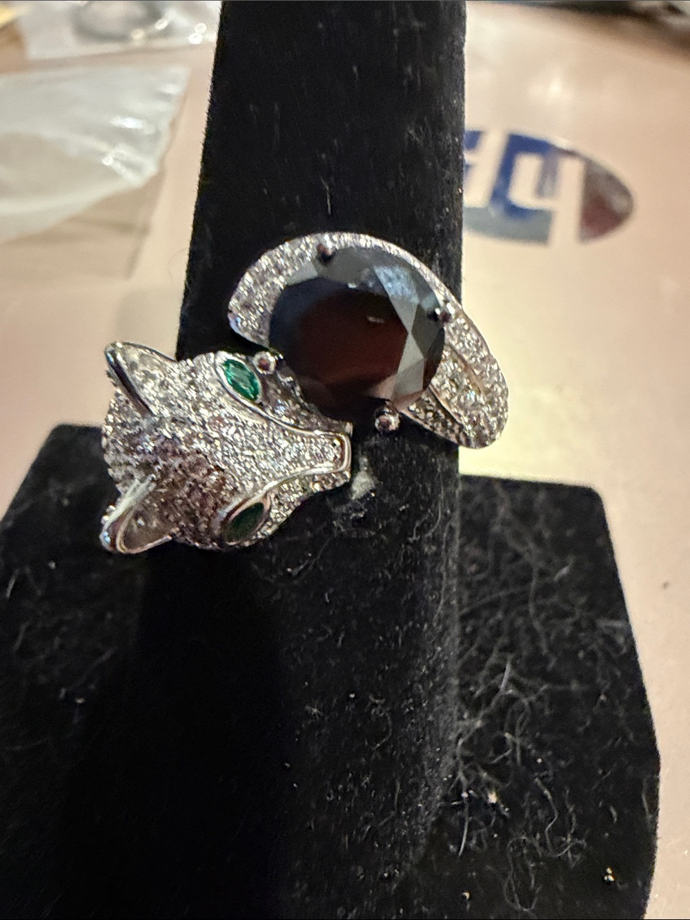 Women’s Silver-Tone Fox Statement Ring with Dark Black Center